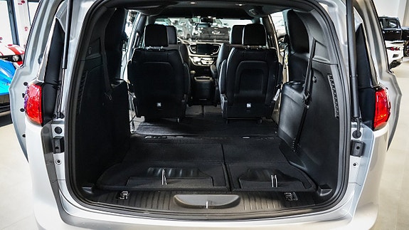 Chrysler Grand Voyager 22 of 29