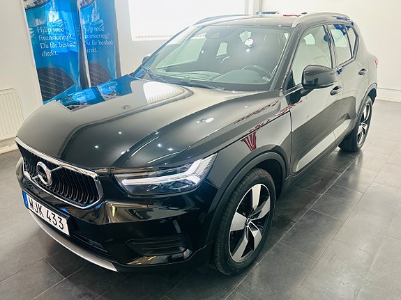 Volvo XC40 6 of 24