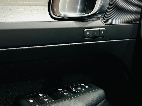 Volvo XC40 23 of 24