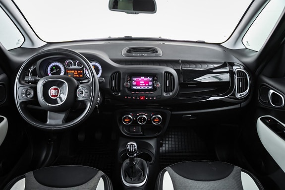 Fiat 500L 19 of 25