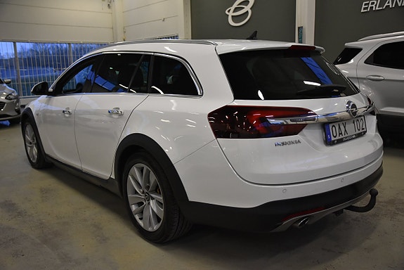 Opel Insignia Country Tourer 5 of 5