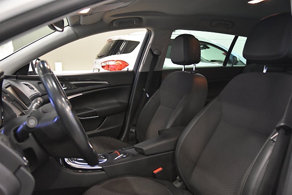 Opel Insignia Country Tourer 7 of 16