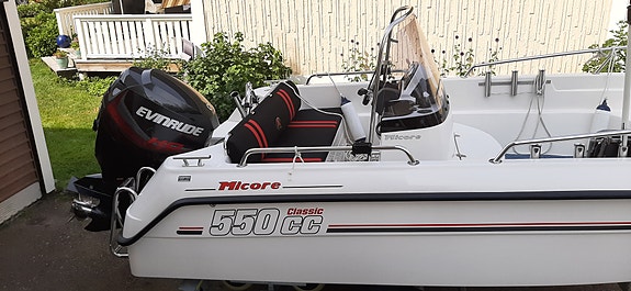 Micore 550 cc Evinrude 90HO TK BT 1000kg -2020 3 of 4