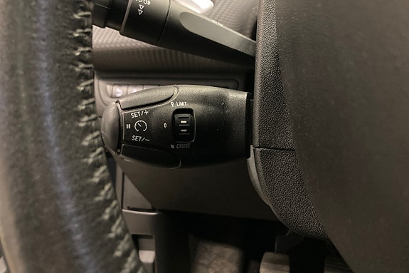 Peugeot 2008 21 of 23