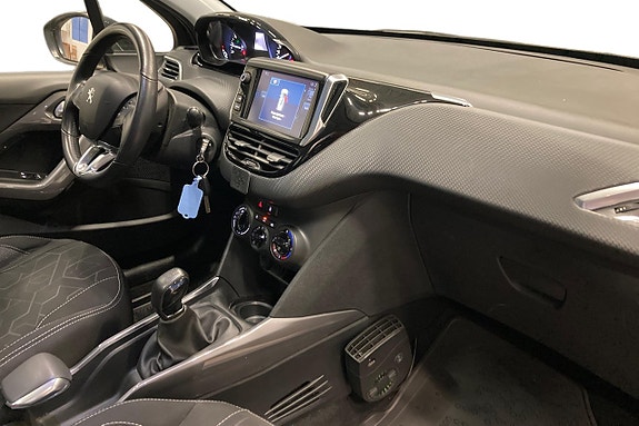 Peugeot 2008 10 of 23