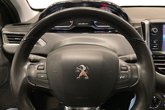 Peugeot 2008 16 of 23