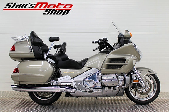 Honda Powersports GL1800A Gold Wing ABS