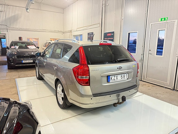 Kia Ceed 5 of 12