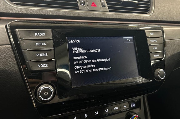 Skoda Superb 22 of 27