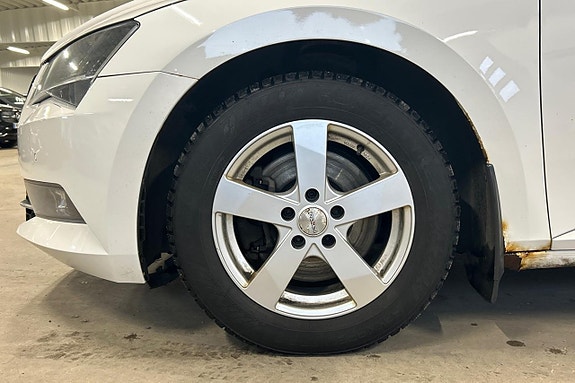 Skoda Superb 10 of 27