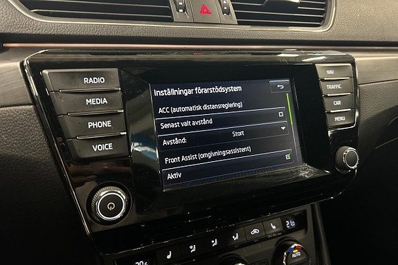 Skoda Superb 23 of 27