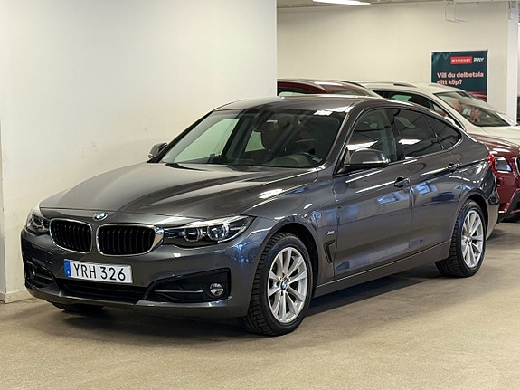 BMW 320 3 of 5
