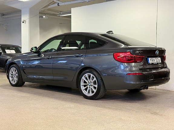 BMW 320 6 of 14