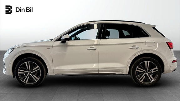 Audi Q5 2 of 5