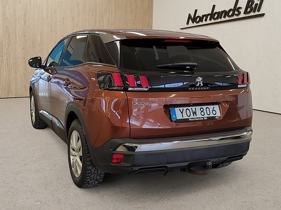 Peugeot 3008 3 of 5