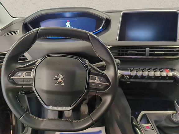 Peugeot 3008 5 of 5