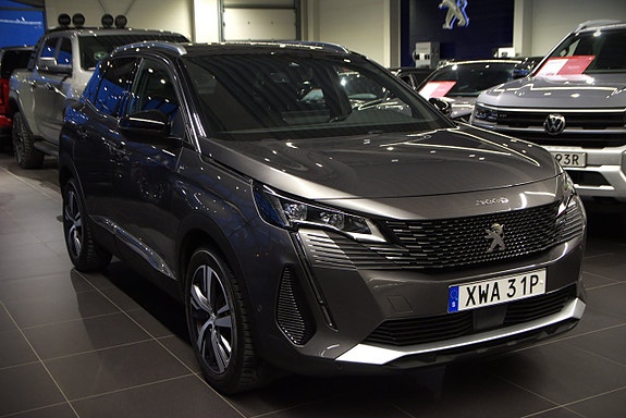 Peugeot 3008 3 of 5