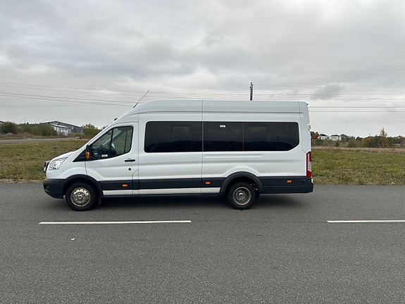 Ford Transit Custom 2 of 5