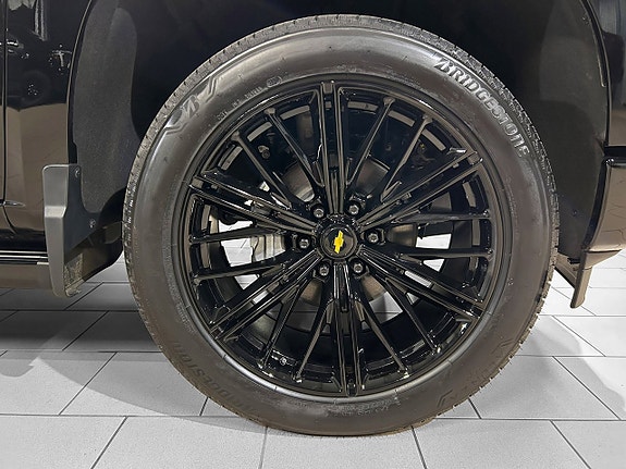 Chevrolet Silverado 1500 7 of 20