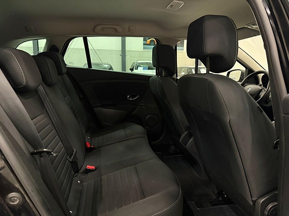 Renault Megane 14 of 22