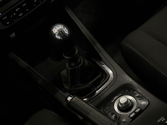 Renault Megane 17 of 22