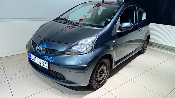 Toyota Aygo 3 of 12