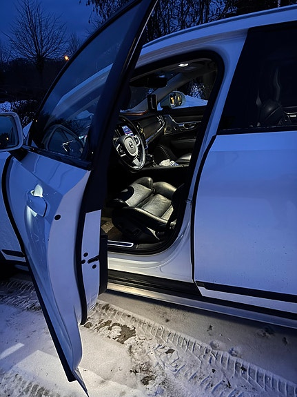 Volvo V90 Cross Country 4 of 4