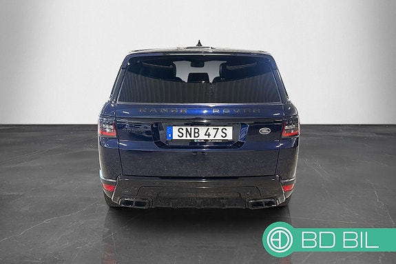 Land Rover Range Rover Sport 8 of 30