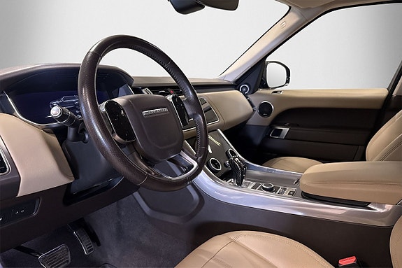 Land Rover Range Rover Sport 15 of 30