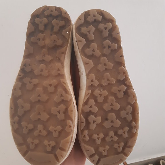 Product image 33 of 93