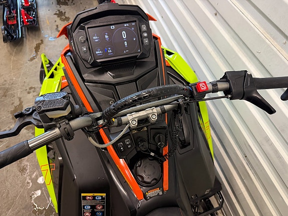 Polaris RMK KHAOS  850 BOOST/ELSTART/ENDAST 110MIL/1619:-/MÅN 7 of 7
