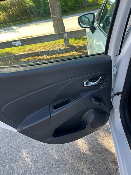 Renault Clio 7 of 7