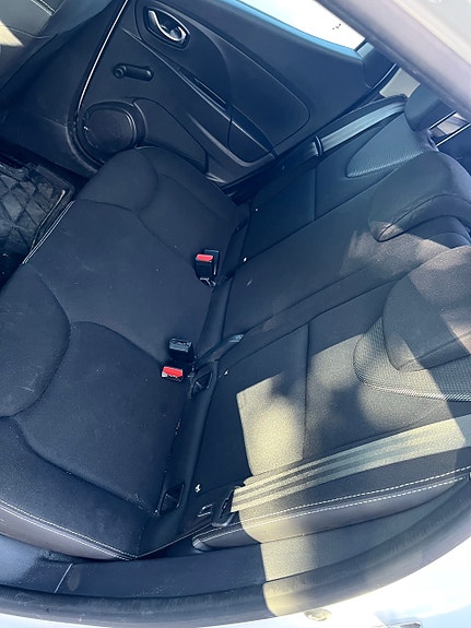 Renault Clio 6 of 7