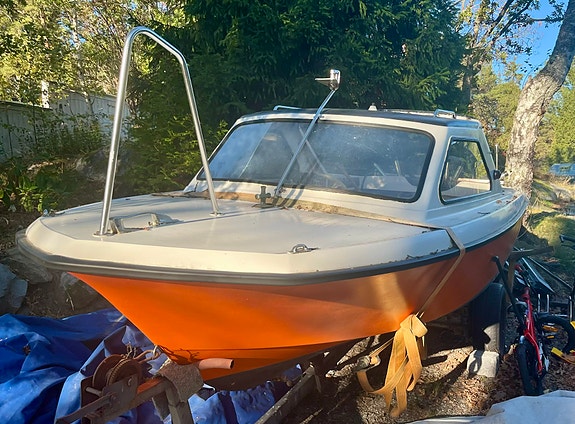 Crescent 495 HT + Mariner 50 hk + 30-kärra – klassisk svensk båt 3 of 4