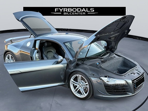 Audi R8 16 of 30