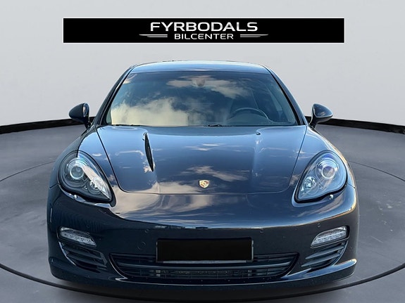 Porsche Panamera S 9 of 30