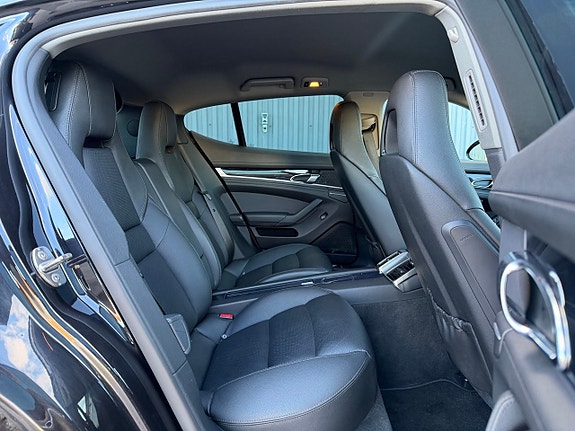Porsche Panamera S 21 of 30