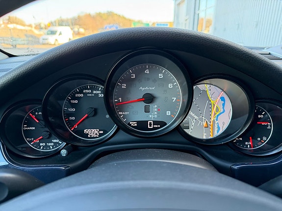 Porsche Panamera S 29 of 30