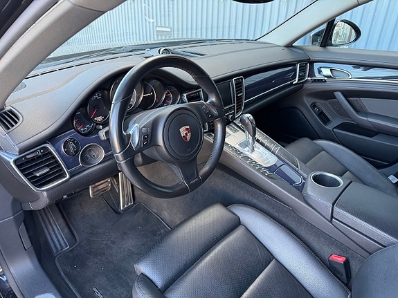 Porsche Panamera S 18 of 30
