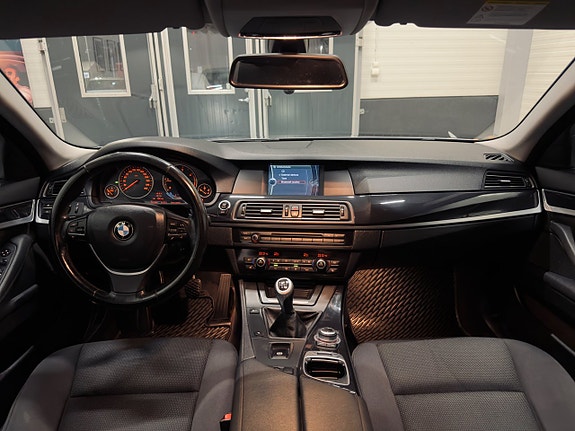 BMW 520d 11 of 30
