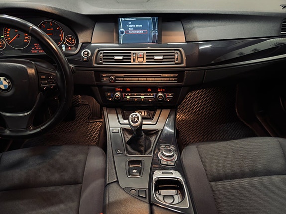 BMW 520d 19 of 30