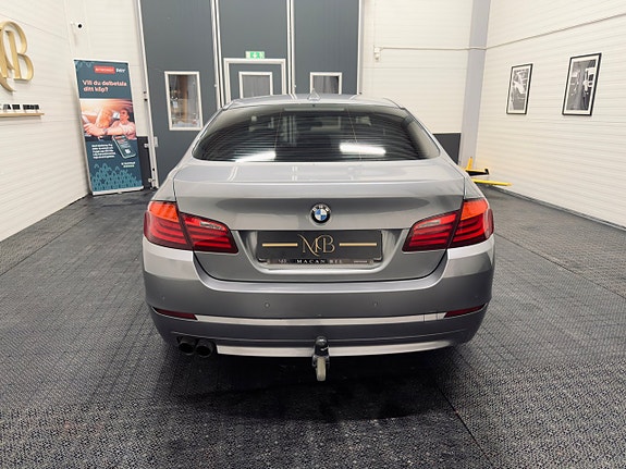 BMW 520d 4 of 5