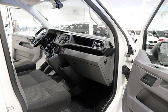 Volkswagen Transporter 11 of 21