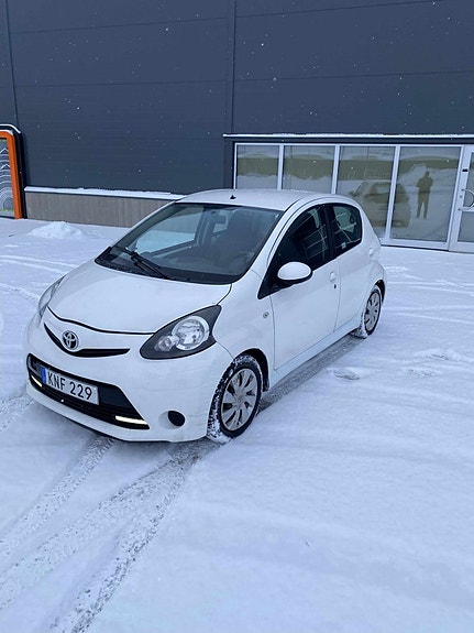 Toyota Aygo 11 of 18