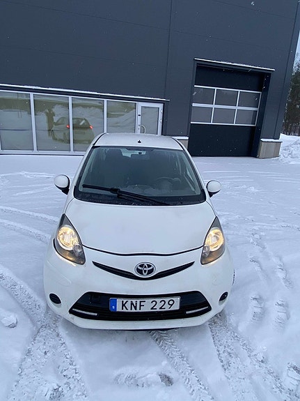 Toyota Aygo 18 of 18