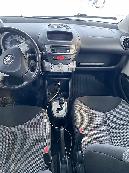 Toyota Aygo 15 of 18