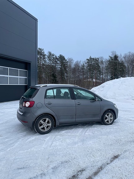 Volkswagen Golf Plus 10 of 16