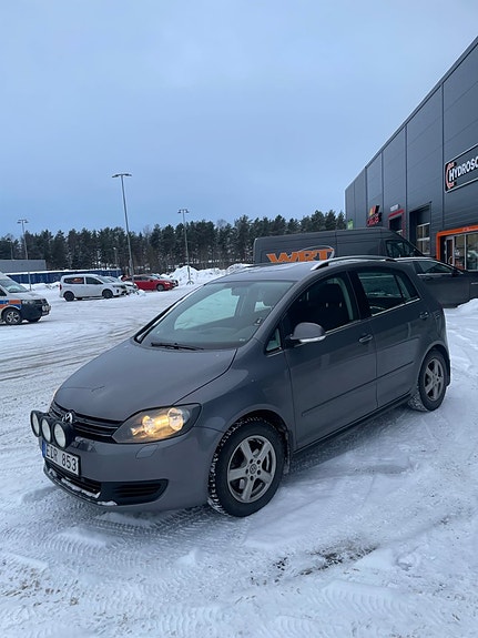 Volkswagen Golf Plus 7 of 16
