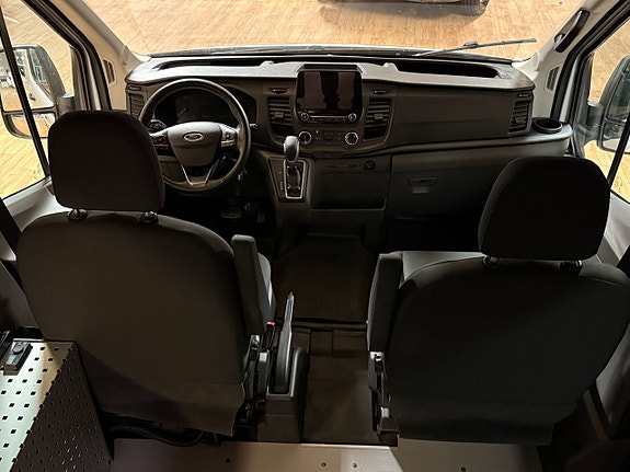 Ford Transit 8 of 11