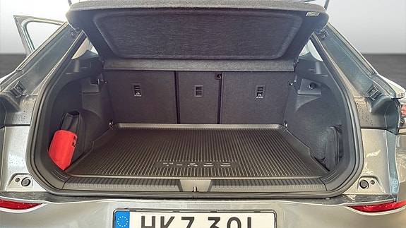 Volkswagen T-Roc 12 of 13